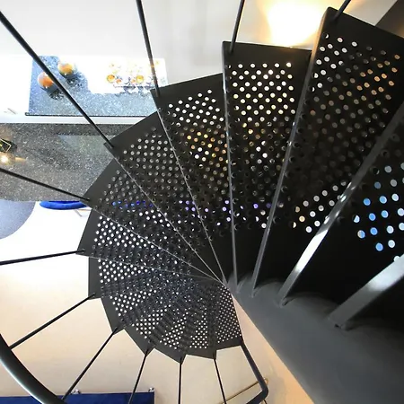 ベッド・アンド・ブレックファスト Ab Wellness ビューリンゲン