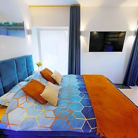 Ab Wellness فندق مبيت وإفطار 4*